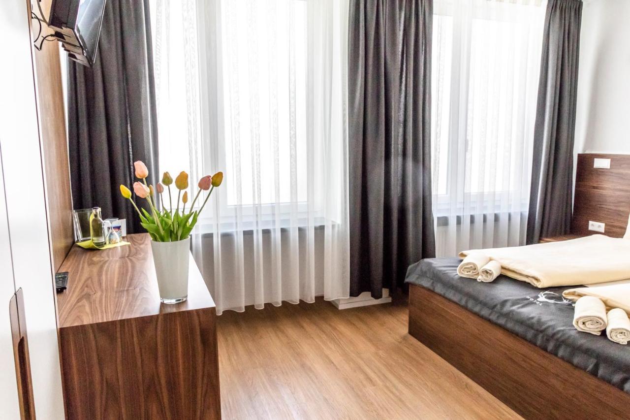 Hotel Jaegerhaus In Singen Am Hohentwiel Exteriör bild