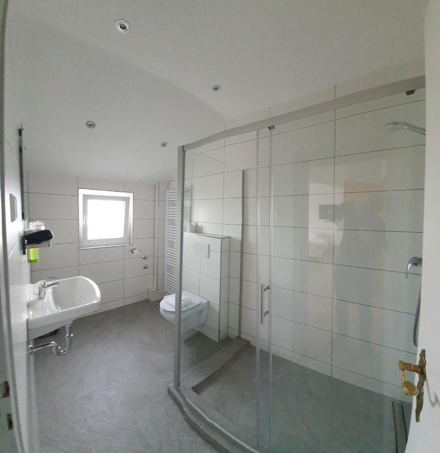 Hotel Jaegerhaus In Singen Am Hohentwiel Exteriör bild